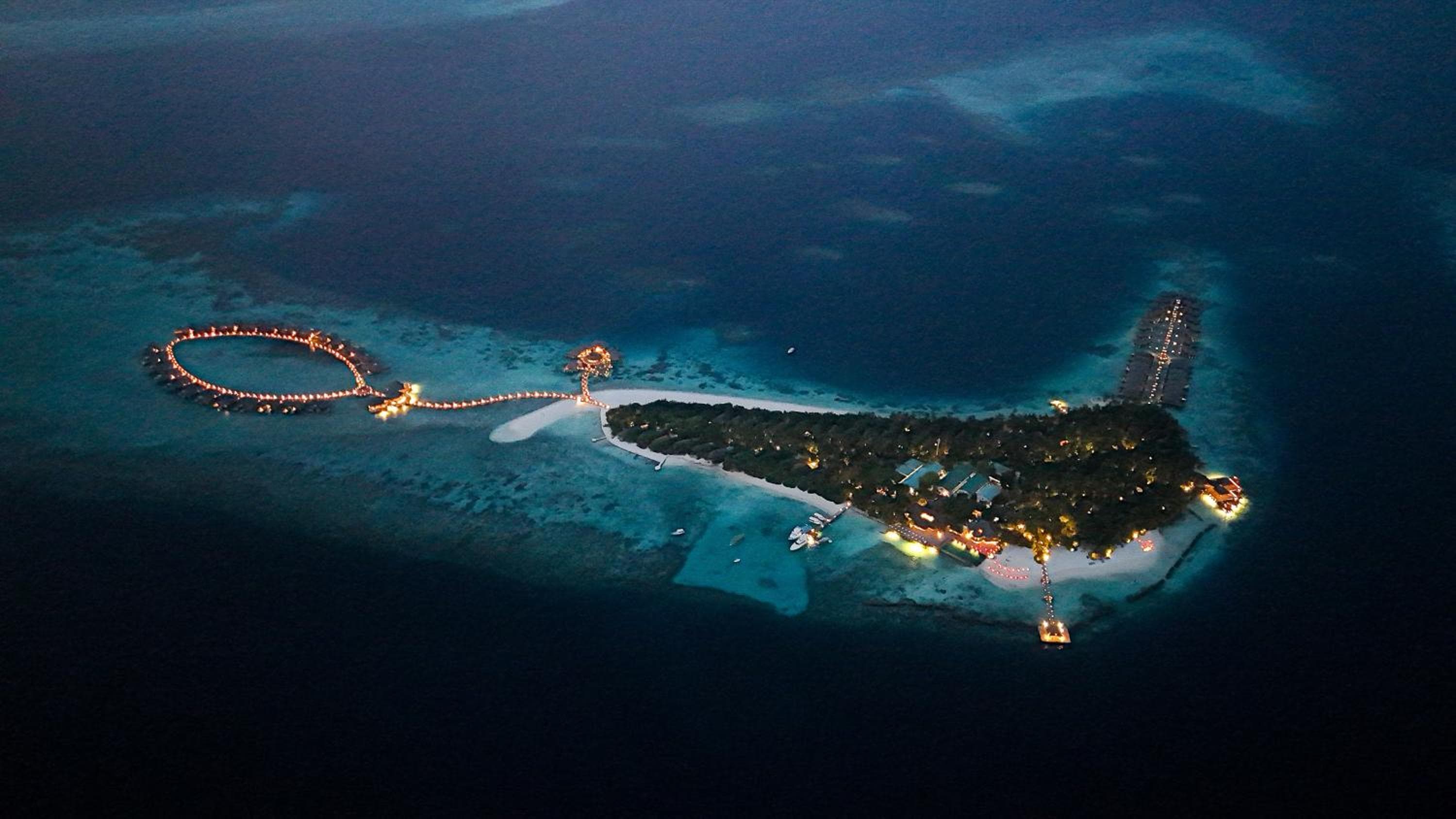 Coco Bodu Hithi - 50 percent off shared roundtrip Speedboat for stays from 1 Sep to 23 Dec 2025 - View 25