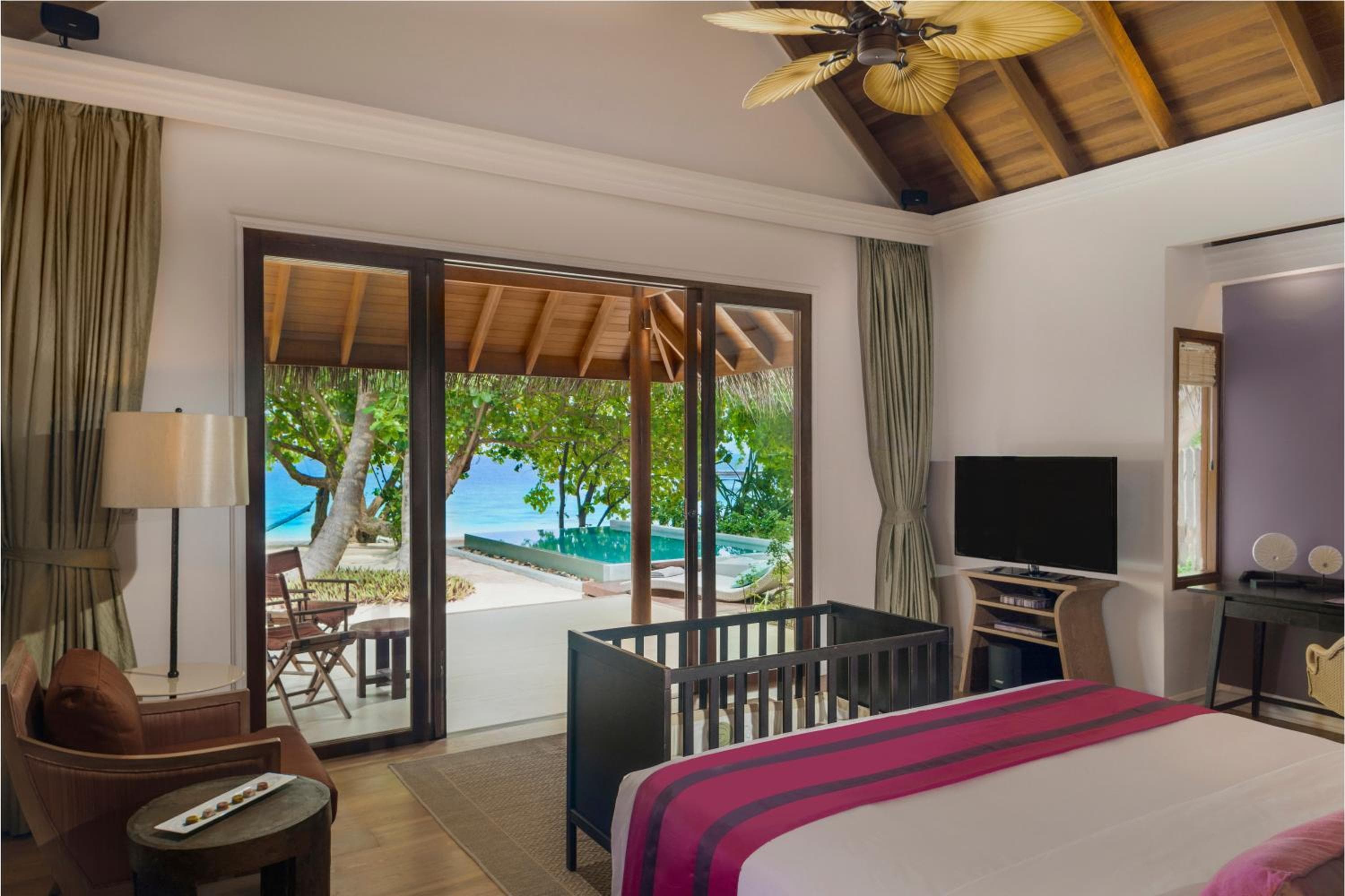 Dusit Thani Maldives - 50 percent off on Transfers for Stays of 5 Nights stay until 20 December 2026 - View 4