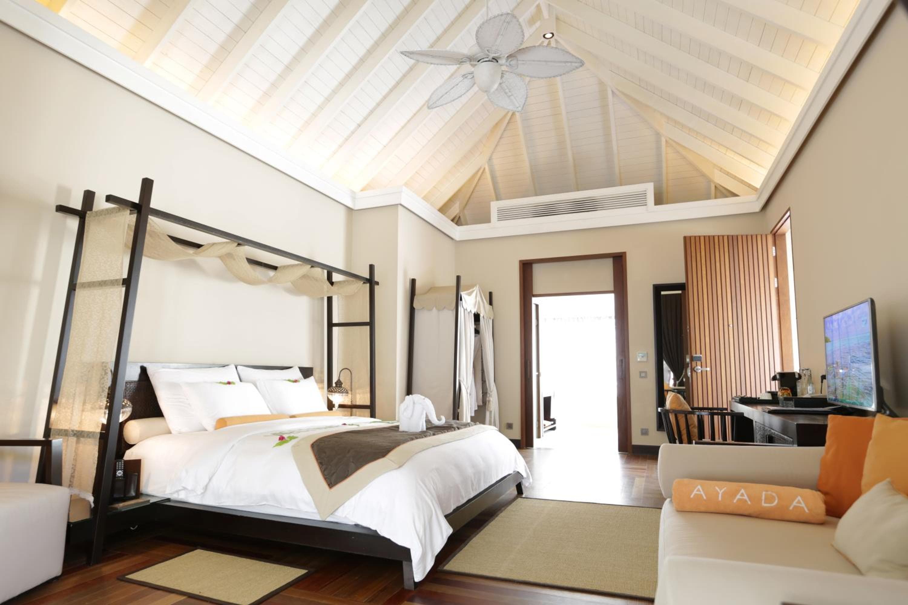 Ayada Maldives - Complimentary domestic transfer for 2 Adults for stays of 7 nights or more, valid for stay dates from May through the end of September 202 - View 9