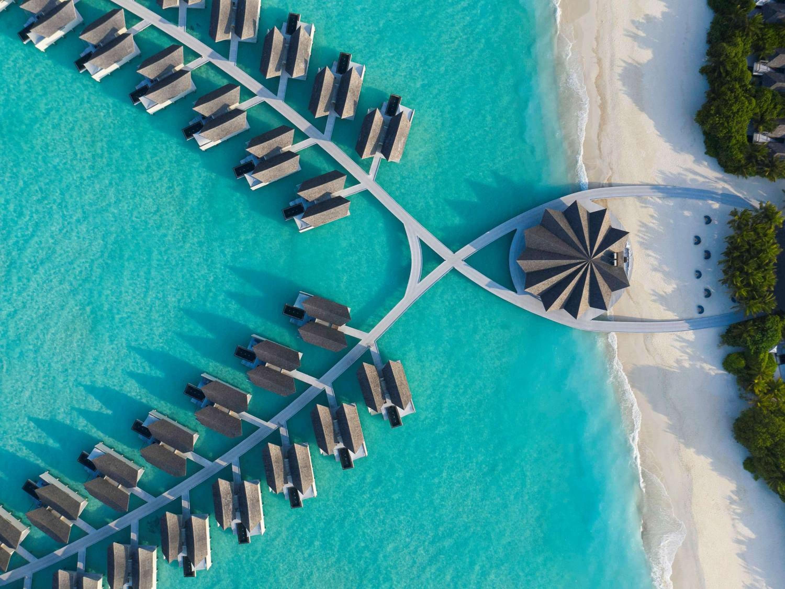 Kuredhivaru Resort and Spa - Maldives