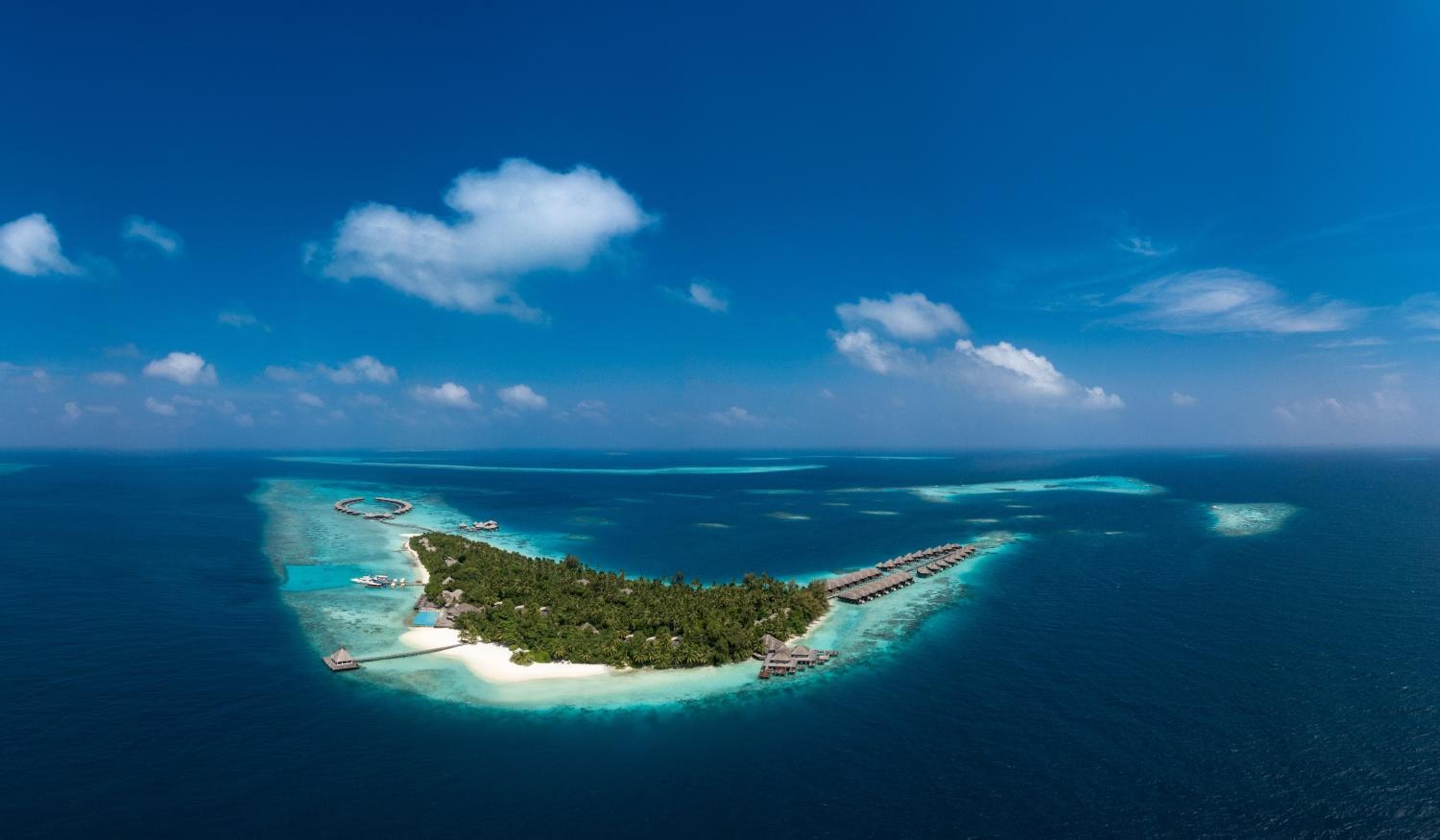 Coco Bodu Hithi - 50 percent off shared roundtrip Speedboat for stays from 1 Sep to 23 Dec 2025 - View 40