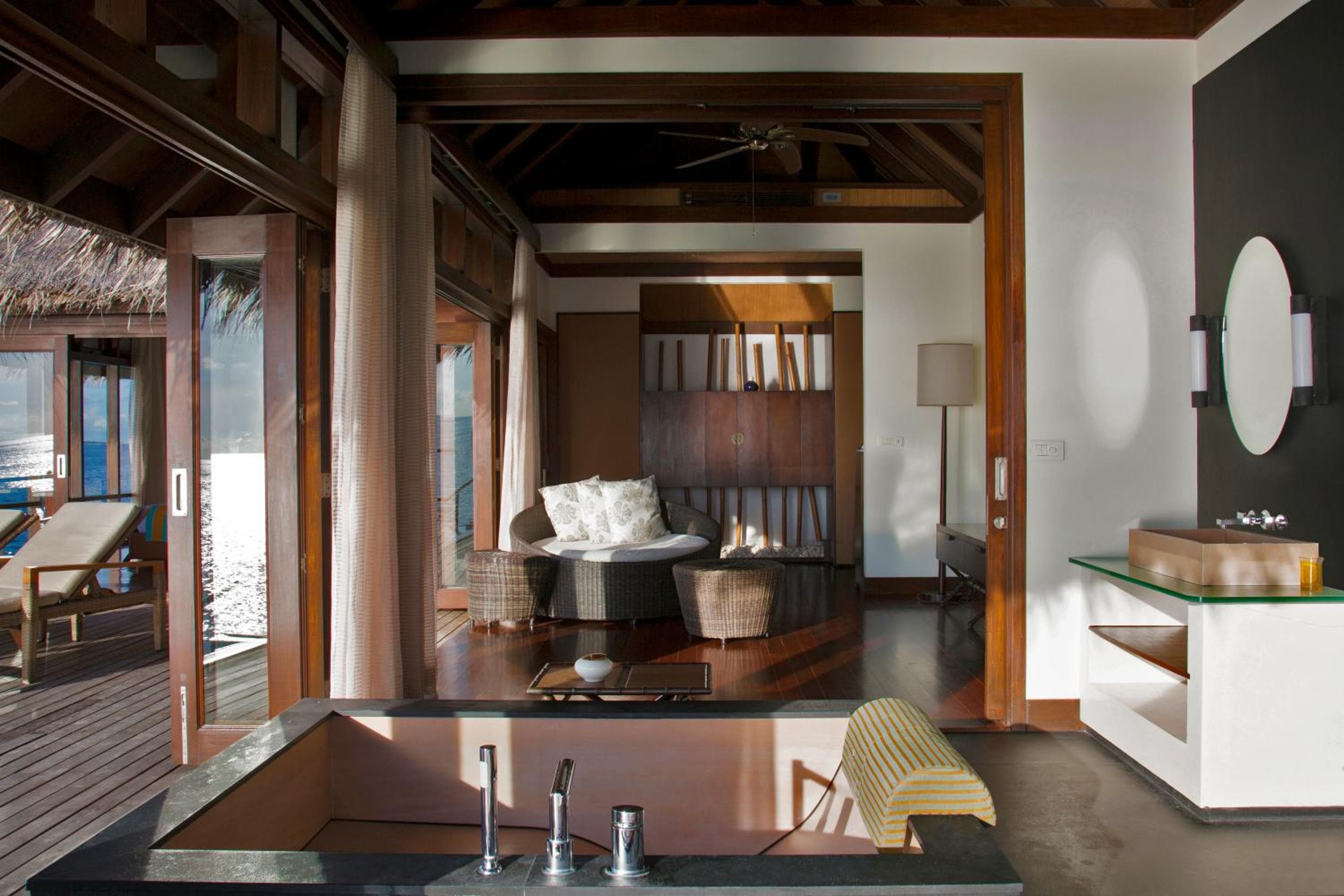 Coco Bodu Hithi - 50 percent off shared roundtrip Speedboat for stays from 1 Sep to 23 Dec 2025 - View 74