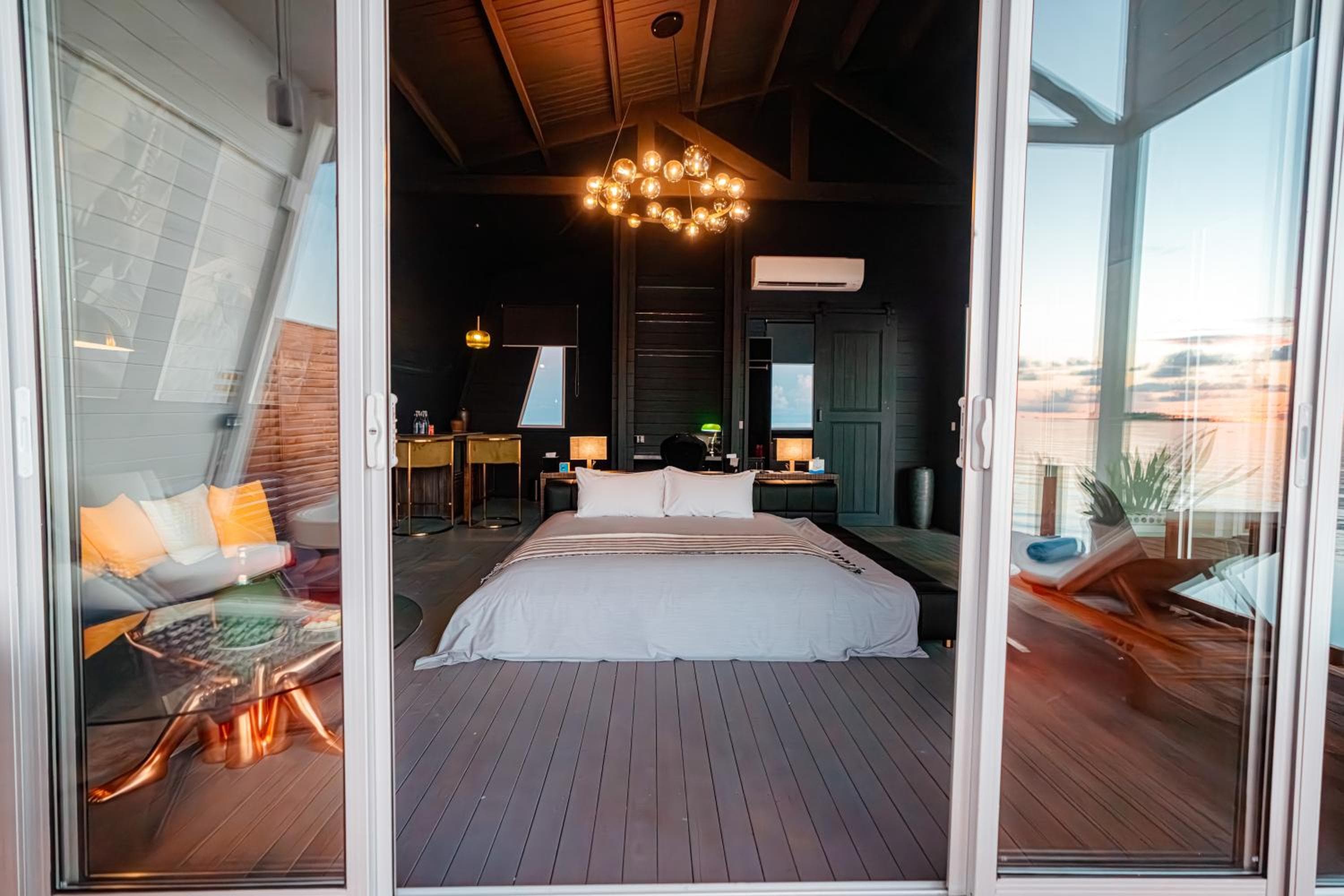 Oaga Art Resort Maldives - Greatest All Inclusive Plan with Free Speedboat Round-trip - View 84