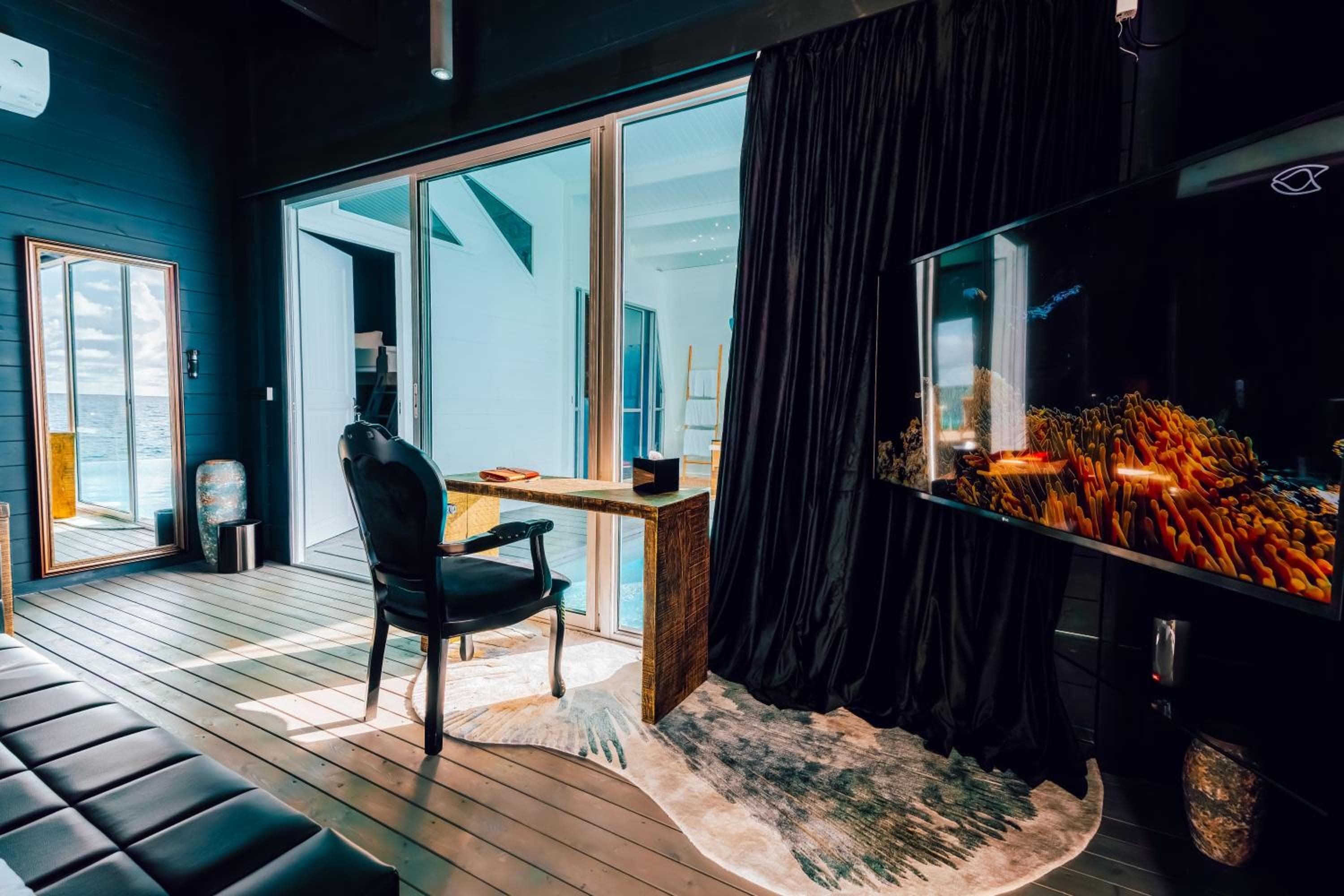 Oaga Art Resort Maldives - Greatest All Inclusive Plan with Free Speedboat Round-trip - View 42