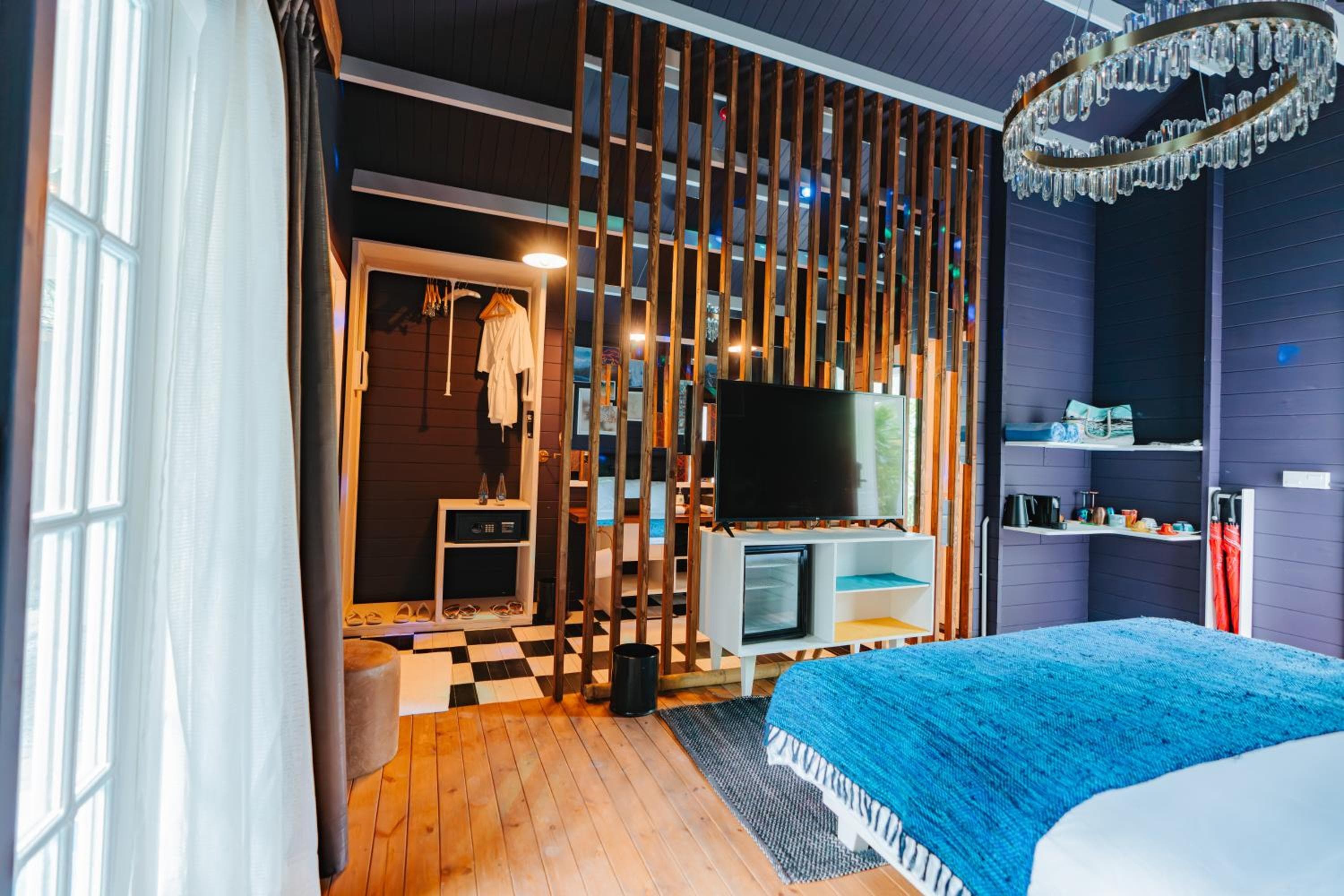 Oaga Art Resort Maldives - Greatest All Inclusive Plan with Free Speedboat Round-trip - View 48