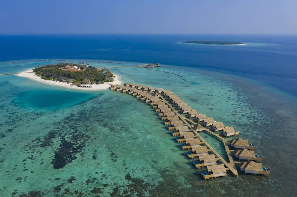 Emerald Faarufushi Resort & Spa